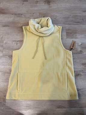 NOBULL Women’s sleeveless polertec cowl vest NWT